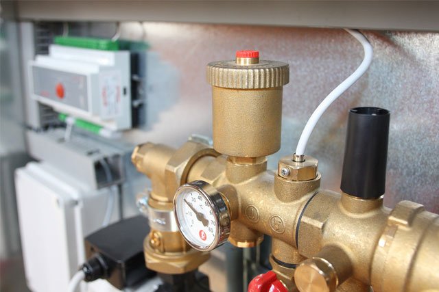 Water Heat Pump Installation